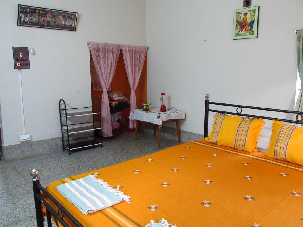 Pubali Homestay Bolpur Extérieur photo